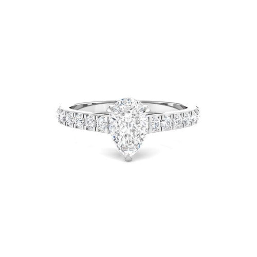Solitario pavé con diamante central talla Pera LGD