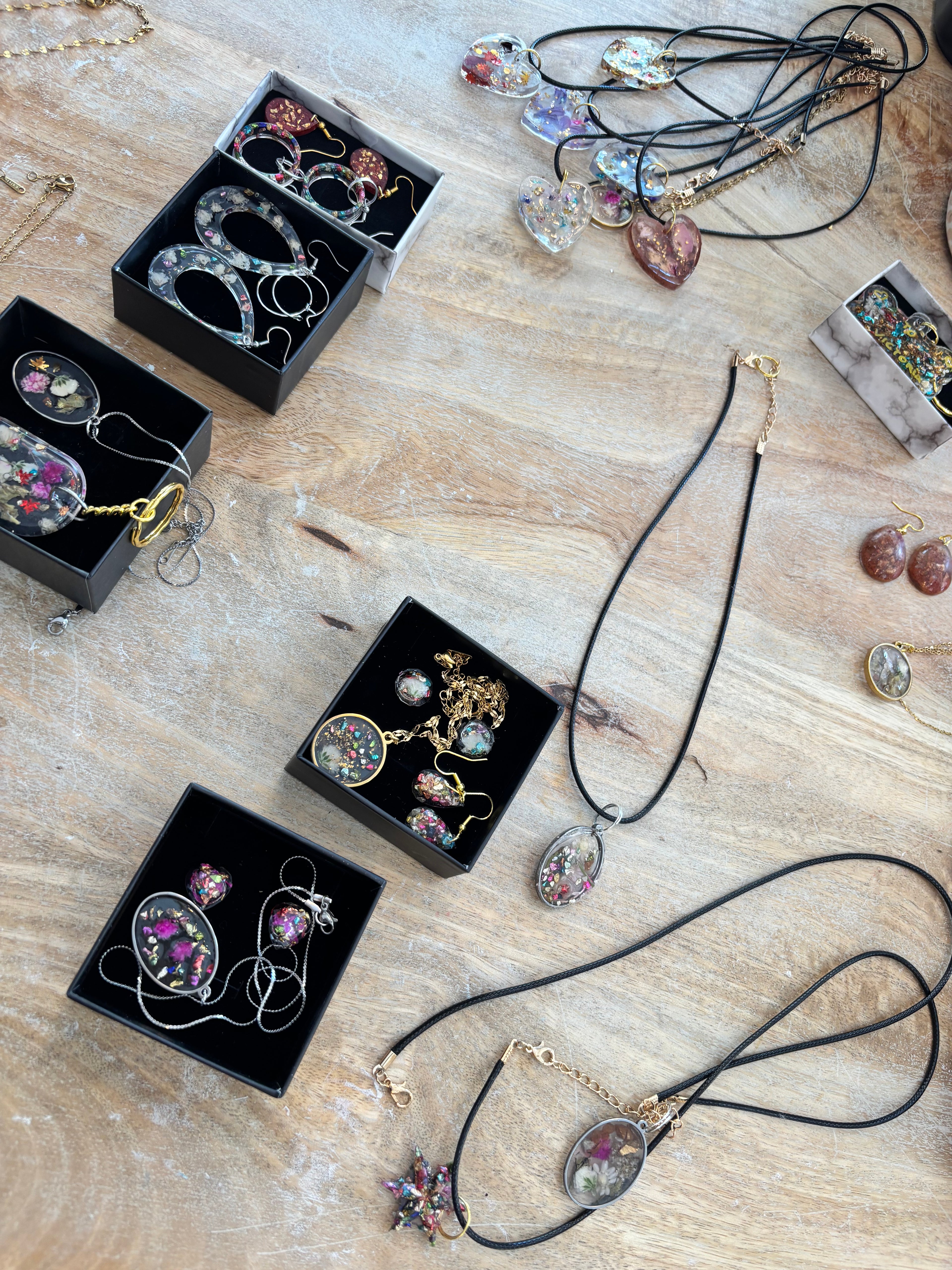 Taller de Joyas con Resina